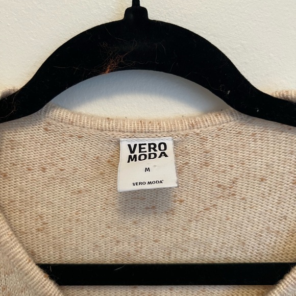 Vintage vero moda asymmetrical knit sweater - Picture 3 of 5